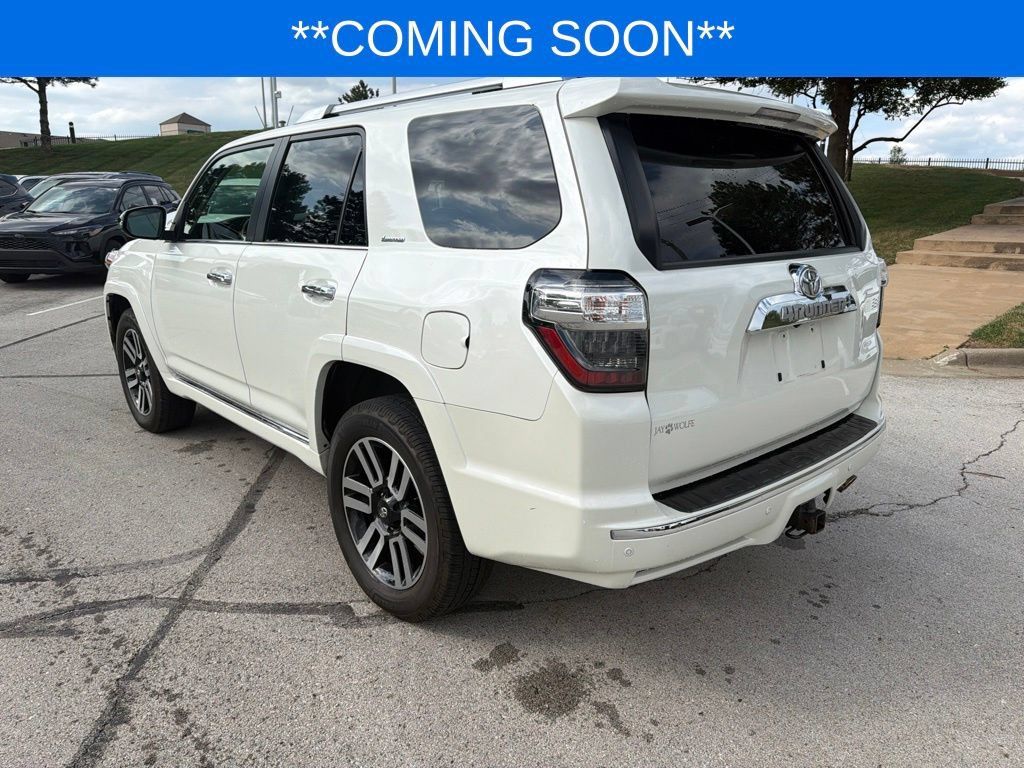Used 2019 Toyota 4Runner Limited AWD/4WD image 9