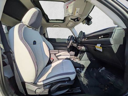 Certified 2025 MINI Cooper S image 18