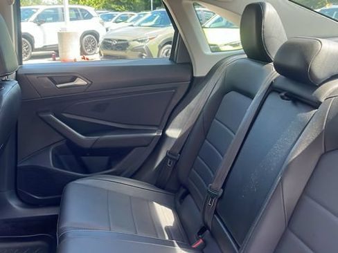 Used 2021 Volkswagen Jetta SEL FWD image 17