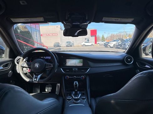 Used 2024 Alfa Romeo Giulia Quadrifoglio w/ Active Assist Plus Package image 32