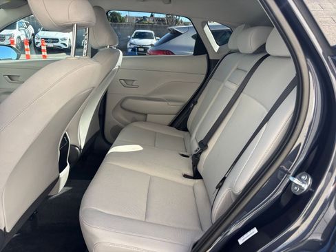 Used 2025 Hyundai Kona SEL image 25