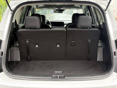 Certified 2023 Kia Telluride S w/ S Sunroof Package FWD image 9