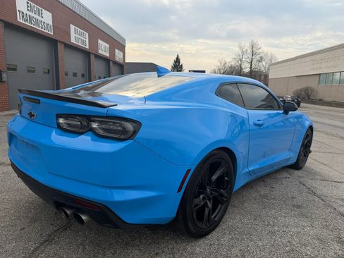 Used 2022 Chevrolet Camaro LT w/ RS Package image 9