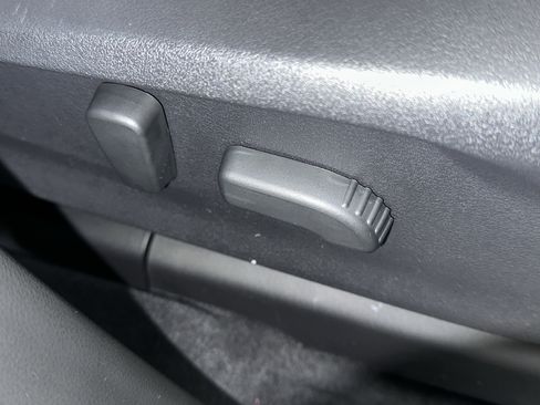 New 2025 Subaru Ascent Bronze Edition image 27