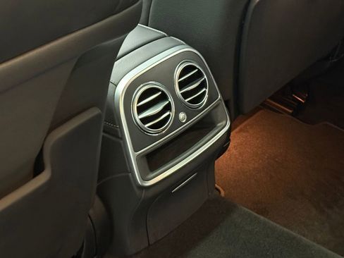 Used 2016 Mercedes-Benz S 550 Sedan image 39