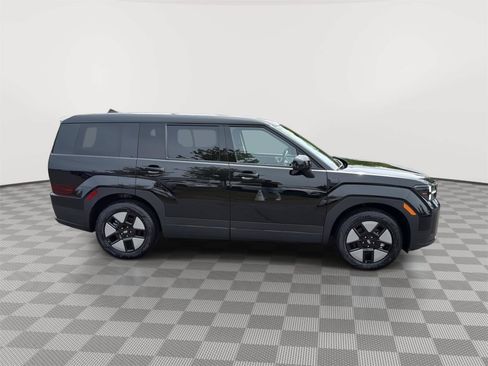 Used 2026 Hyundai Santa Fe SE AWD/4WD image 5