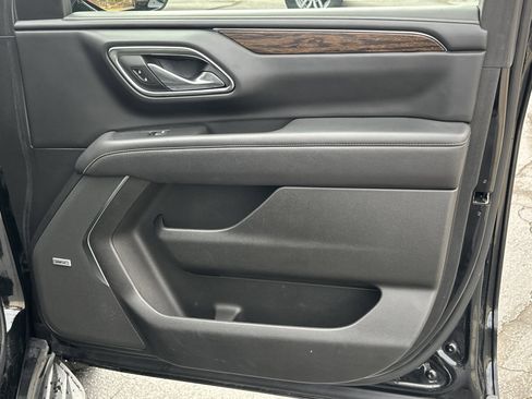 Used 2024 Chevrolet Tahoe Premier image 17