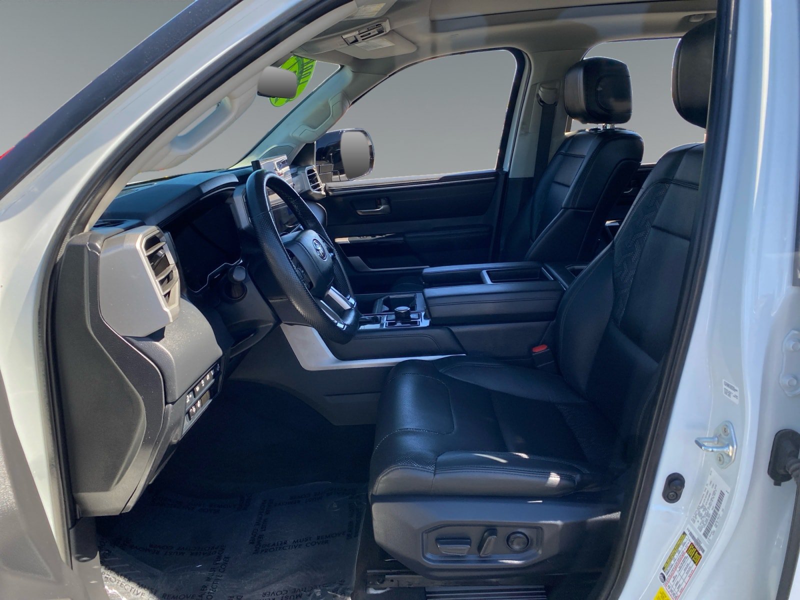Used 2024 Toyota Tundra Limited AWD/4WD image 9