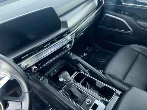 Certified 2023 Kia Telluride S w/ S Sunroof Package FWD image 22