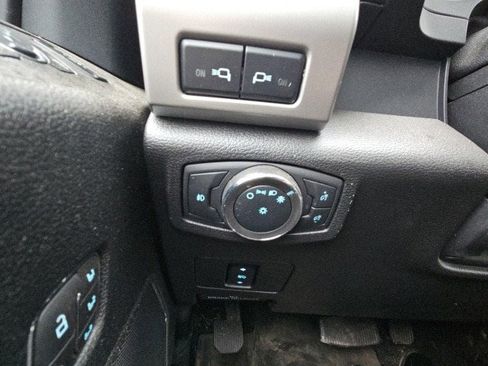 Used 2021 Ford F450 Lariat w/ Lariat Value Package image 14