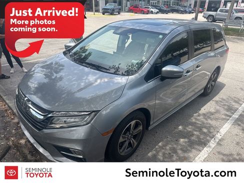 Used 2018 Honda Odyssey Touring image 1
