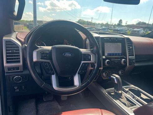 Used 2020 Ford F150 Platinum w/ Equipment Group 701A Luxury AWD/4WD image 12
