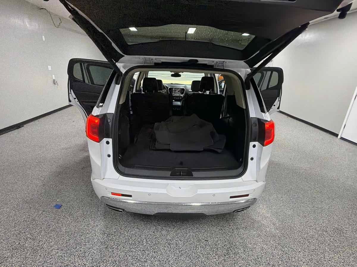 Used 2017 GMC Acadia Denali FWD image 23