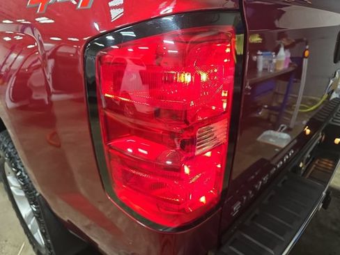 Used 2018 Chevrolet Silverado 1500 LT w/ All Star Edition AWD/4WD image 34