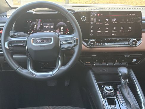 Used 2024 GMC Canyon AT4 w/ Technology Package AWD/4WD image 27