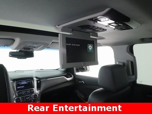Used 2019 Chevrolet Suburban Premier image 29