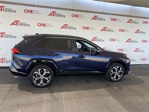 Certified 2022 Toyota RAV4 XSE w/ Premium Package AWD/4WD image 4
