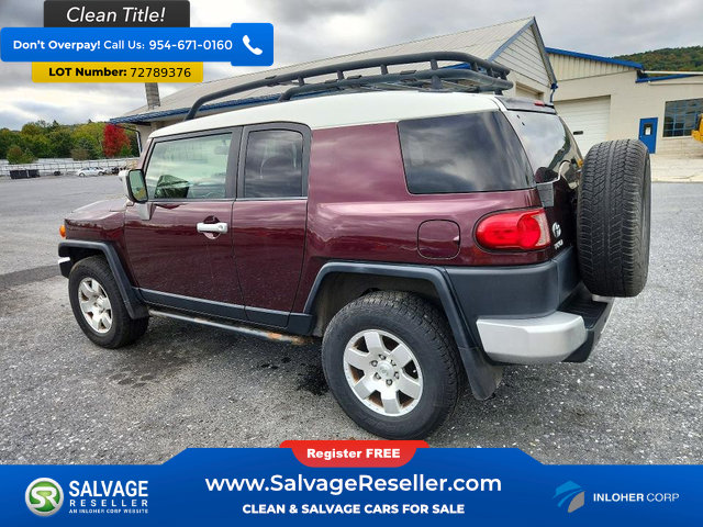 Used 2007 Toyota FJ Cruiser 4WD w/ Upgrade Pkg 1 image 3
