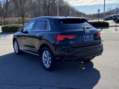 Certified 2025 Audi Q3 2.0T Premium w/ Convenience Package image 7