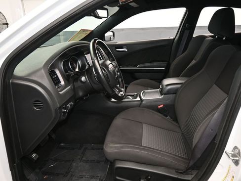 Used 2022 Dodge Charger GT image 11