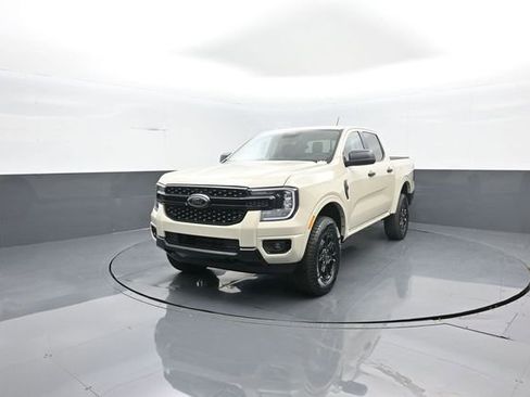 New 2025 Ford Ranger XLT w/ Equipment Group 301A High image 3