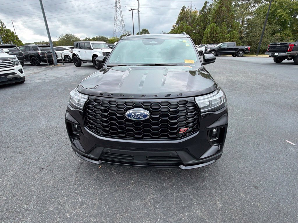 Used 2025 Ford Explorer ST AWD/4WD image 24