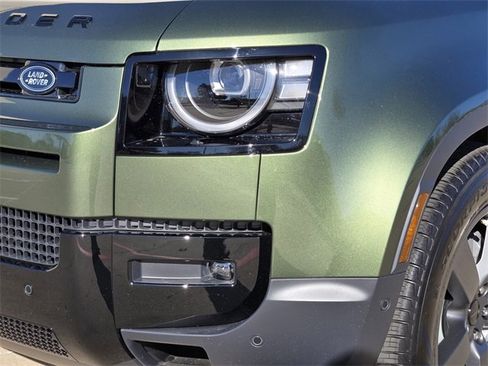 New 2026 Land Rover Defender 110 S image 5