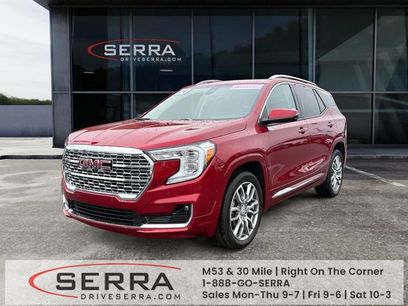 Used 2024 GMC Terrain Denali w/ Denali Premium Package