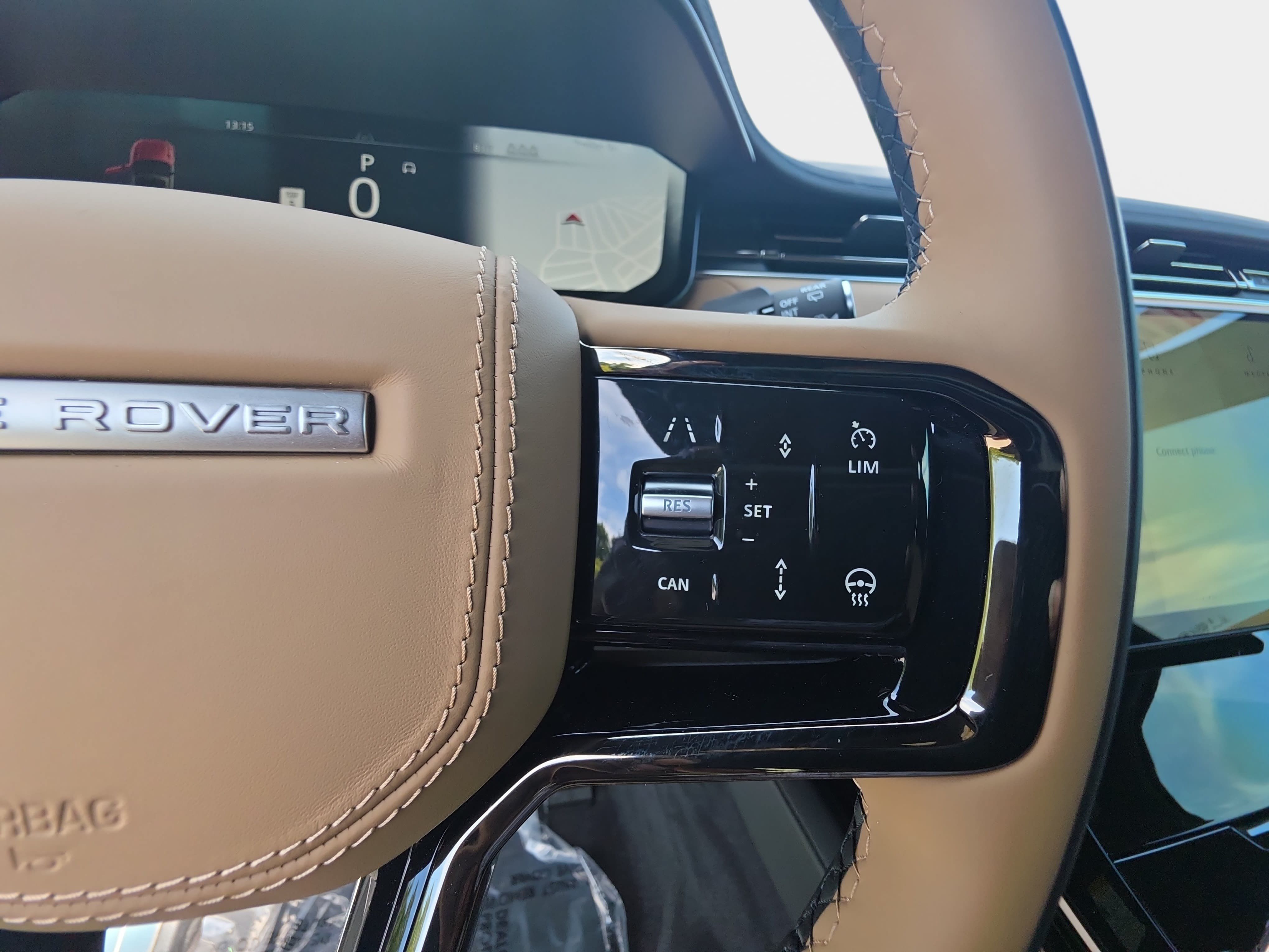 New 2026 Land Rover Range Rover Sport Dynamic SE AWD/4WD image 18