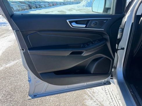 Used 2024 Ford Edge Titanium image 16