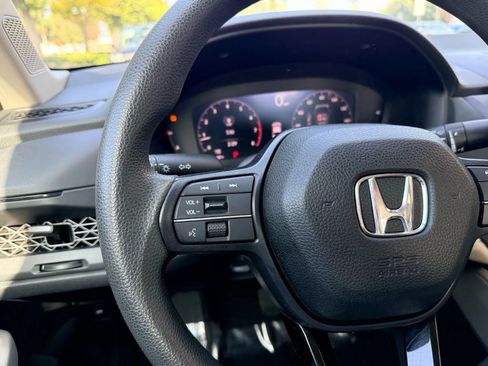 Used 2025 Honda Accord SE image 24
