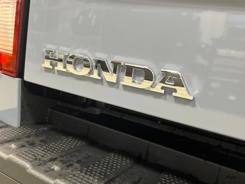 New 2026 Honda Ridgeline Black Edition image 10