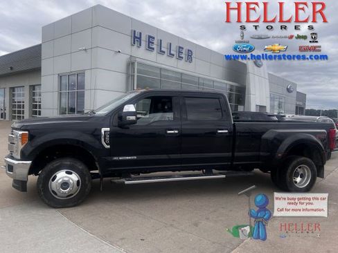Used 2019 Ford F350 Lariat w/ Lariat Ultimate Package AWD/4WD image 1