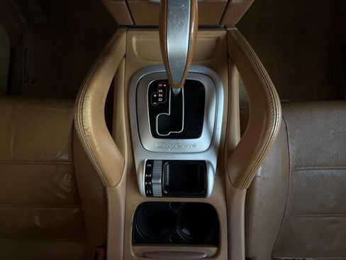 Used 2003 Porsche Cayenne S image 47