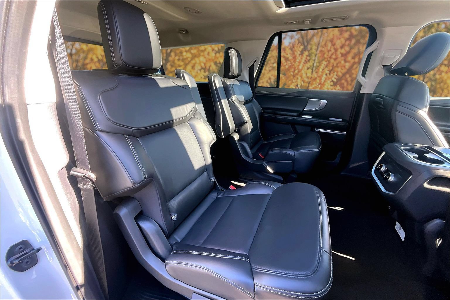 Certified 2025 Ford Expedition Max Platinum AWD/4WD image 29