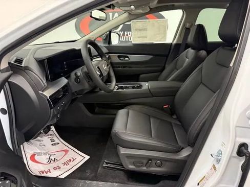 New 2025 Nissan Murano SL w/ Cargo Package AWD/4WD image 9