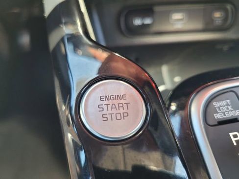 Used 2023 Kia Soul S FWD image 25