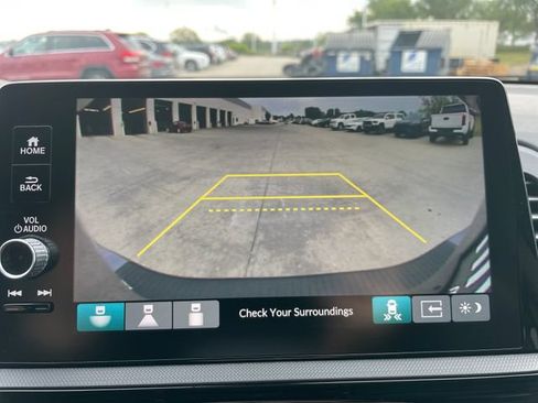 Used 2025 Honda Odyssey Touring image 15