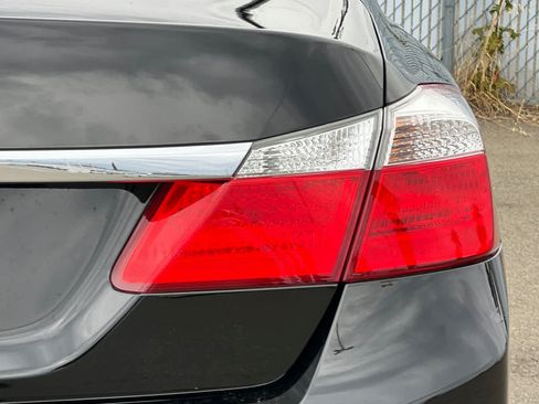 Used 2015 Honda Accord EX image 21