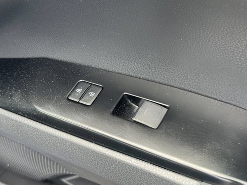 Used 2025 Toyota Camry LE FWD image 25