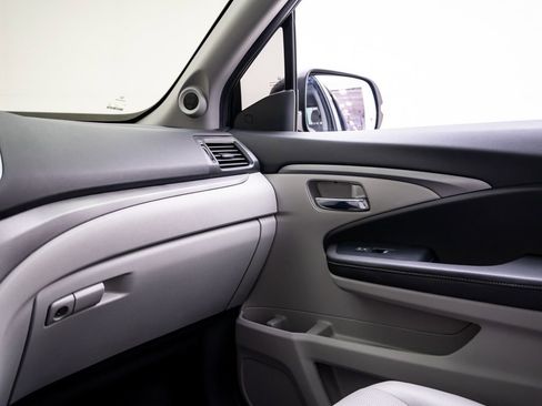Certified 2023 Honda Ridgeline RTL image 30