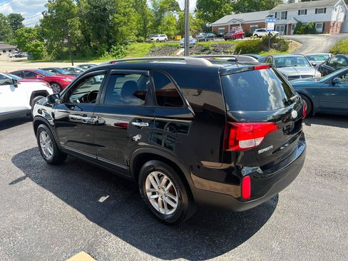 Used 2014 Kia Sorento LX AWD/4WD image 9