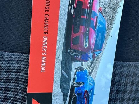 Used 2022 Dodge Charger Scat Pack RWD image 19