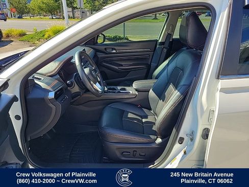 Used 2022 Nissan Altima 2.5 SR w/ Midnight Edition Package FWD image 13
