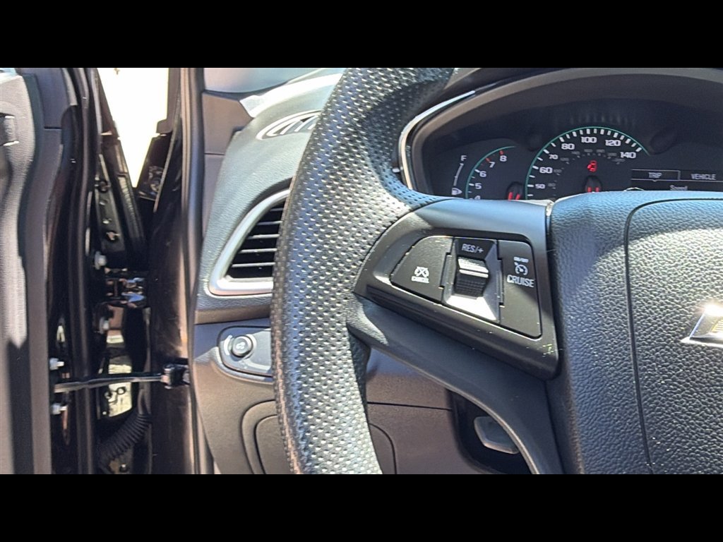 Used 2022 Chevrolet Trax LS w/ Tint and Cruise Package FWD image 13