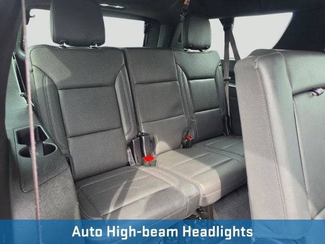 Used 2025 Chevrolet Suburban Z71 AWD/4WD image 17