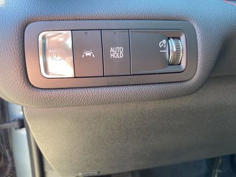 Used 2025 Chevrolet Blazer EV RS AWD/4WD image 19