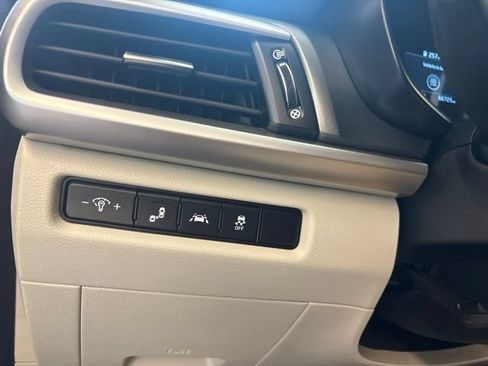 Used 2021 Kia Telluride S AWD/4WD image 28
