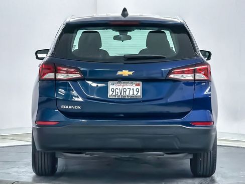 Used 2023 Chevrolet Equinox LS FWD image 7