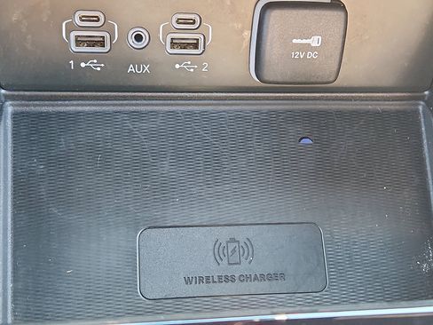 Certified 2025 Jeep Grand Cherokee Altitude image 26